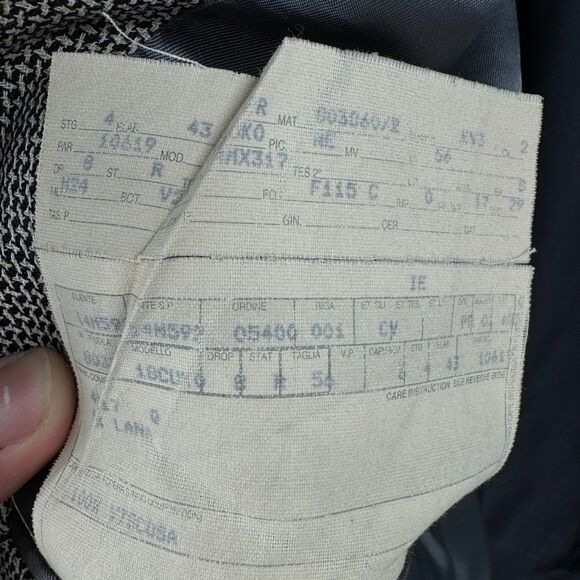 VERSACE Classic V2 Vintage Beige 3 Button Blazer Jacket - Picture 12 of 12